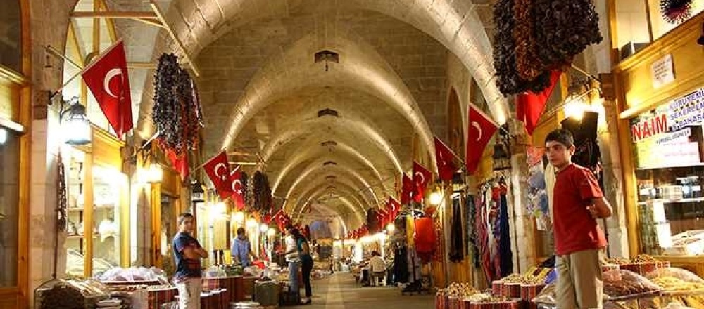 ZİNCİRLİ ve KEMİKLİ BEDESTENLERİ