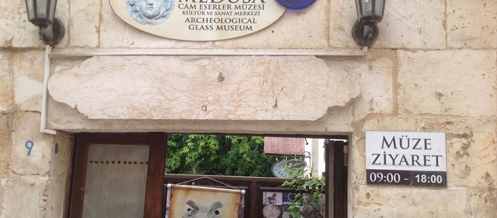 Medusa Arkeolojik Cam Eserler Müzesi