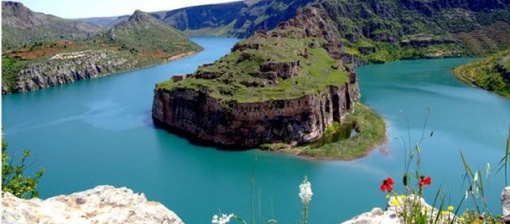 Gaziantep’in Saklı Cenneti: Rumkale