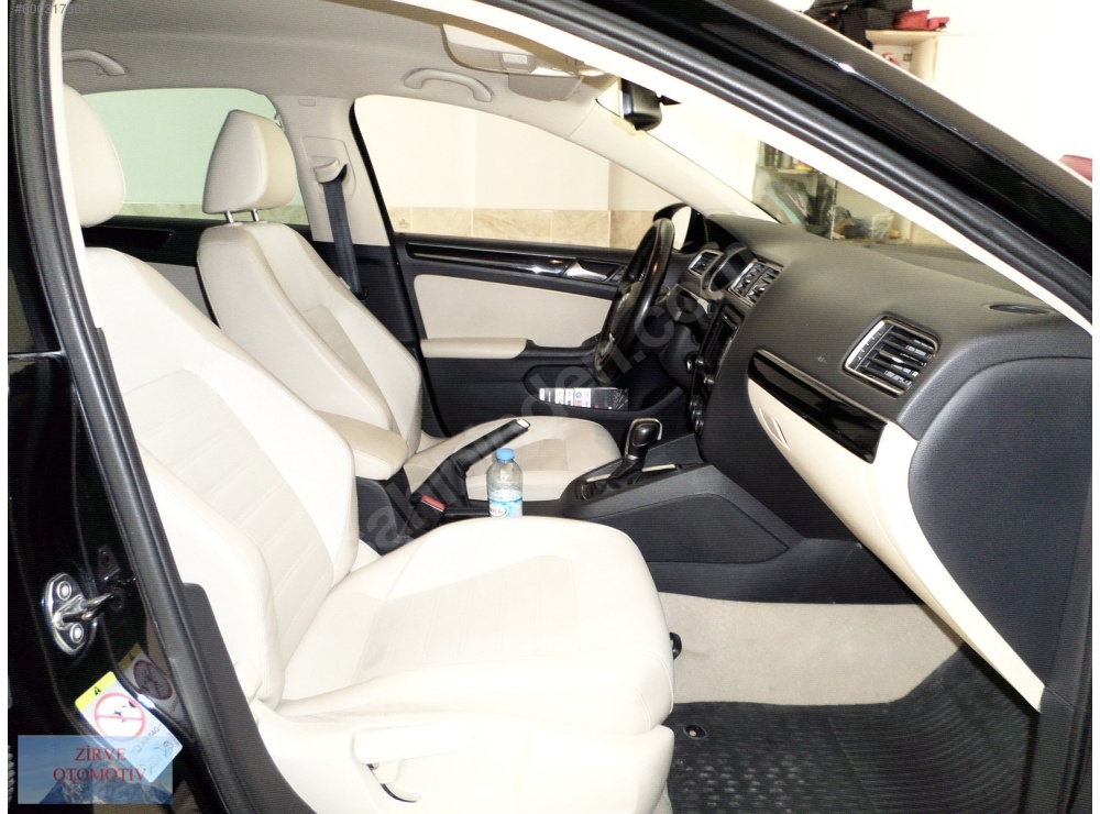 VOLKSWAGEN JETTA 1.6 TDİ COMFORTLİNE DSG YENİ KASA