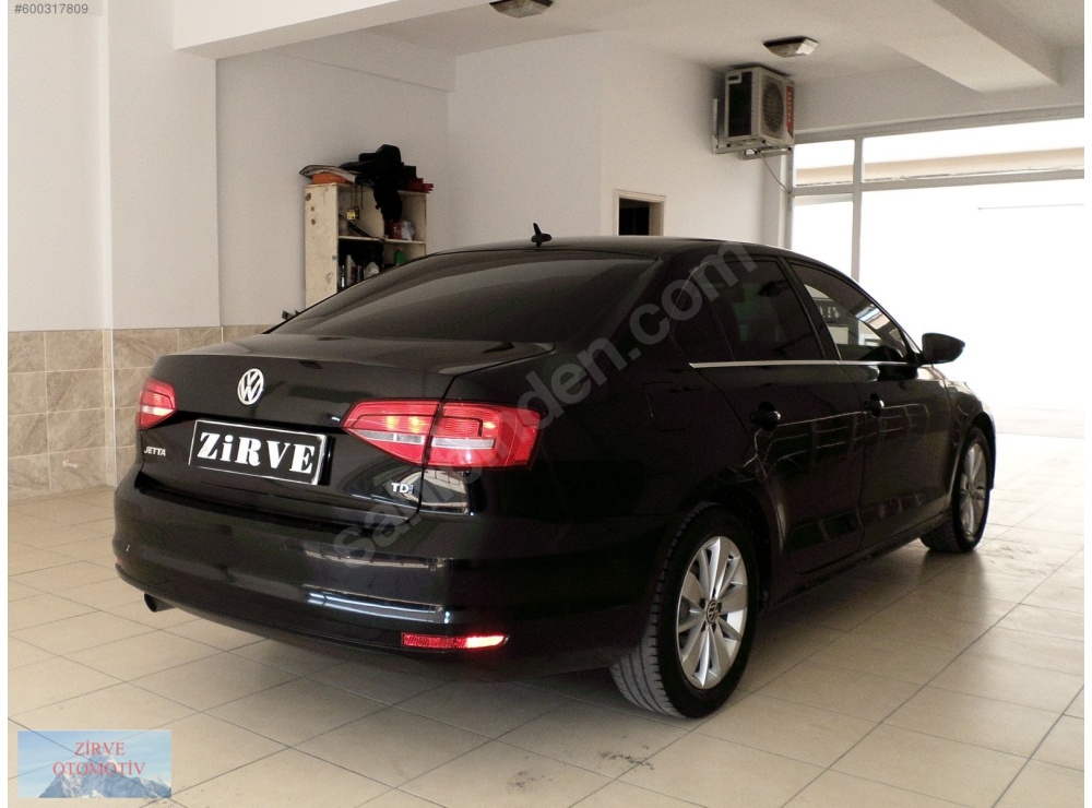 VOLKSWAGEN JETTA 1.6 TDİ COMFORTLİNE DSG YENİ KASA