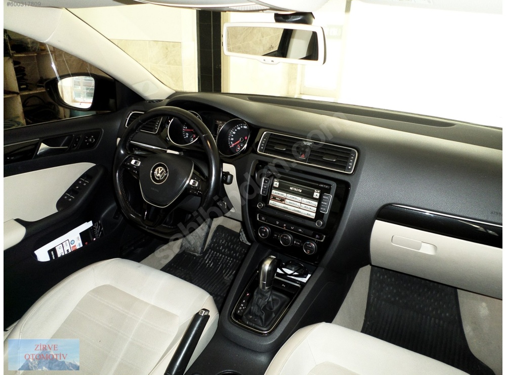VOLKSWAGEN JETTA 1.6 TDİ COMFORTLİNE DSG YENİ KASA