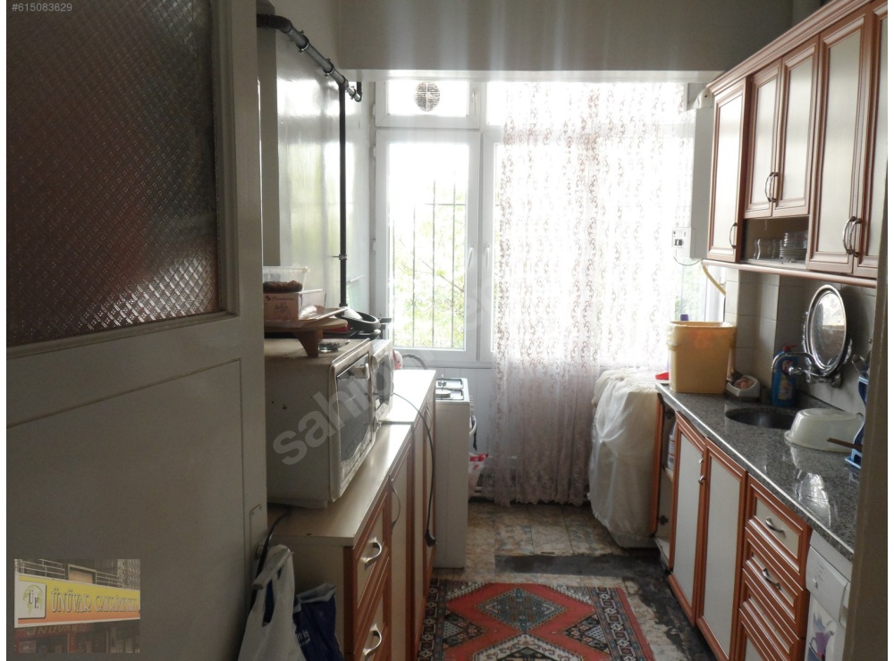 ÜNÜVAR EMLAK'TAN 2.KAT 150 M2 3+1 DOGALĞAZ KOMBİLİ DAİRE.