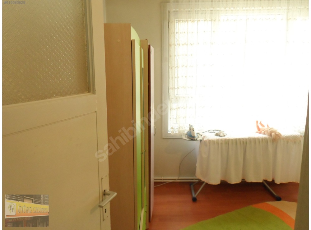 ÜNÜVAR EMLAK'TAN 2.KAT 150 M2 3+1 DOGALĞAZ KOMBİLİ DAİRE.