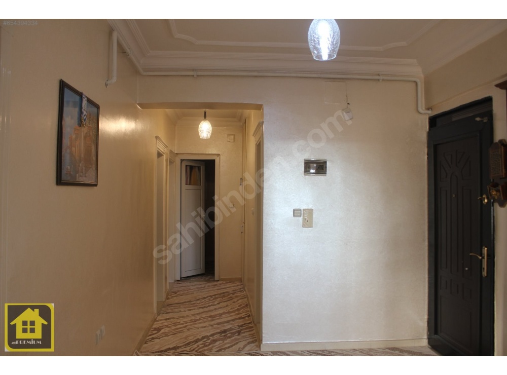 GAZİKENT'TE FERAH VE BAKIMLI 3+1 SATILIK DAİRE