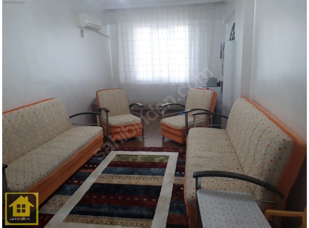 GAZİKENT'TE FERAH VE BAKIMLI 3+1 SATILIK DAİRE