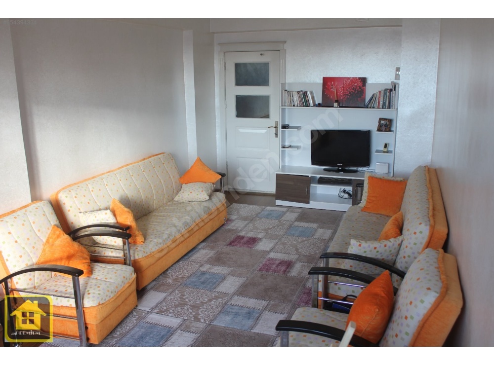 GAZİKENT'TE FERAH VE BAKIMLI 3+1 SATILIK DAİRE