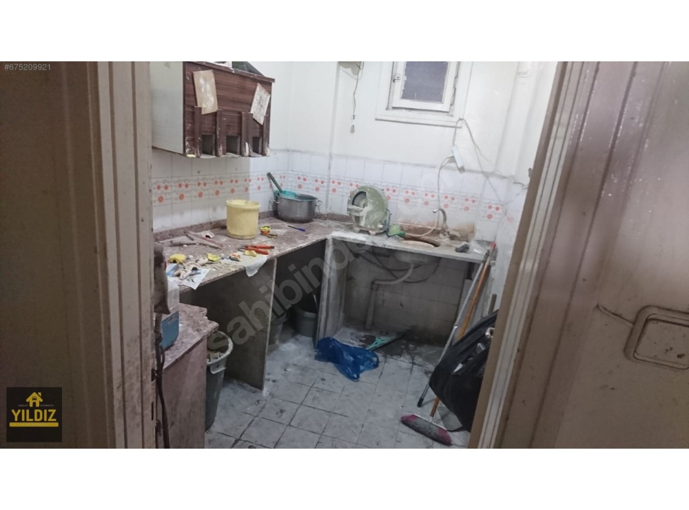 ANTEPİN MERKEZİNDE GAZİLER CADDESİNDE SATILIK OFİS..!