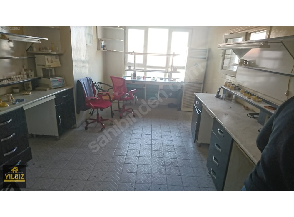 ANTEPİN MERKEZİNDE GAZİLER CADDESİNDE SATILIK OFİS..!