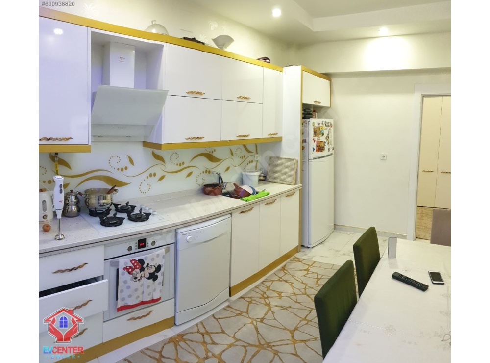 YERDEN ISITMALI 2+1 LÜX VE ÇOK GENİŞ İSKANLI ÇOKK UYGUN DAİE