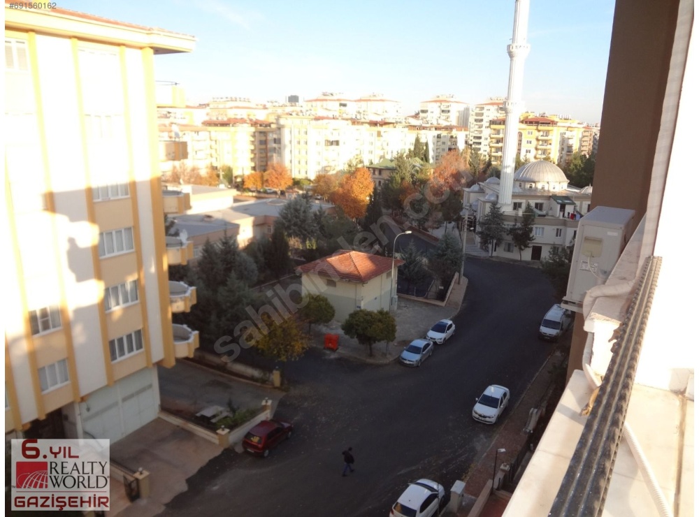 ATATÜRK MAHALLESİNDE 3+1 SATILIK DAİRE
