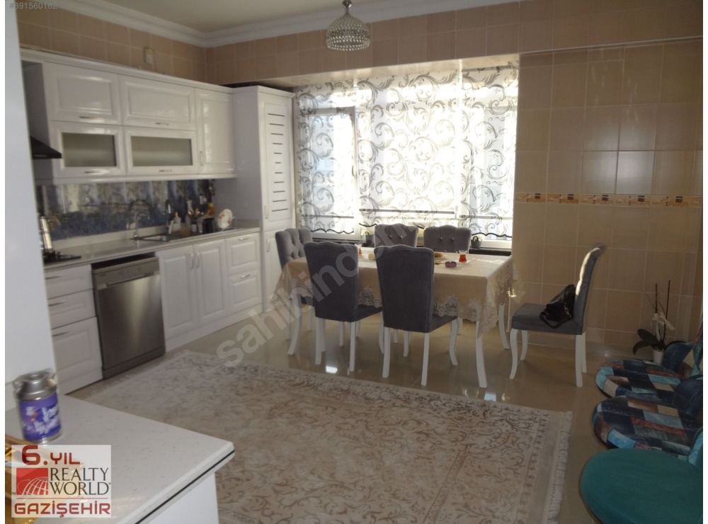 ATATÜRK MAHALLESİNDE 3+1 SATILIK DAİRE
