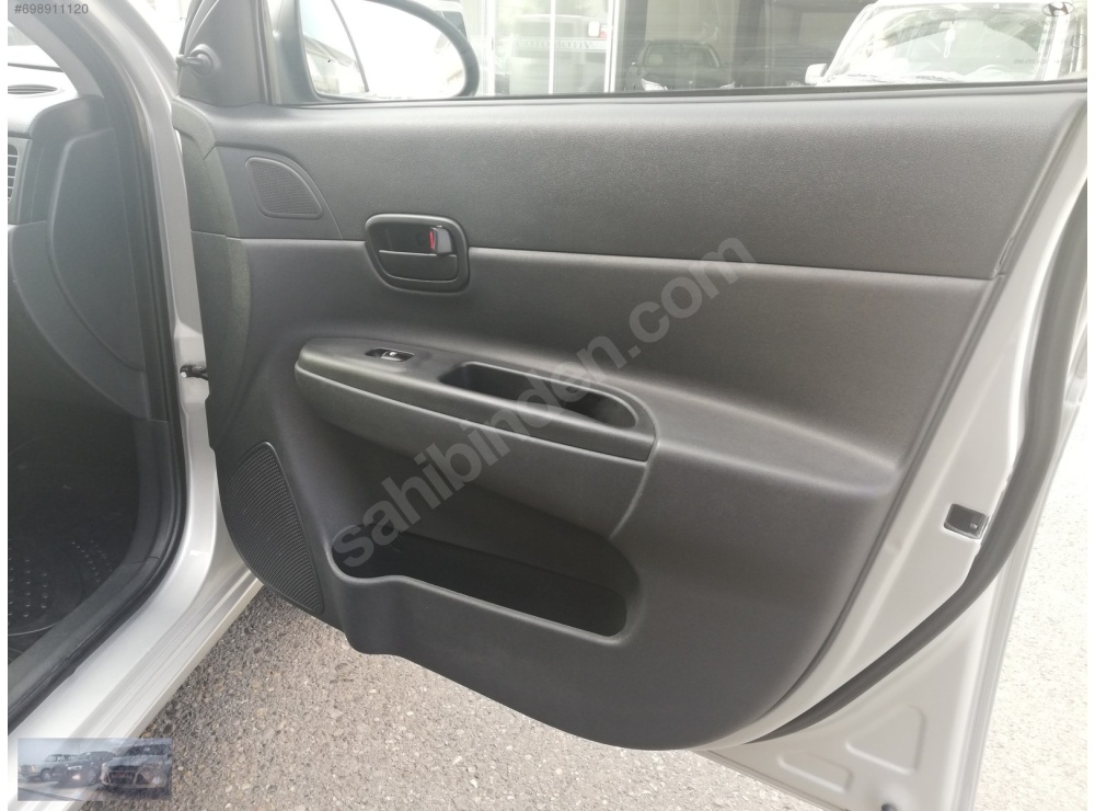 KUSURSUZ TEMİZLİKTE DİZEL SADECE 105'BİNDE ABS&ESP ACCENT ERA