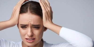 Çene ekleminiz depresyon ve tek taraflı çiğnemeden ağrıyor olabilir