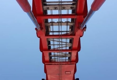 Kiralık Asansörlü evden eve taşımacılık aracı