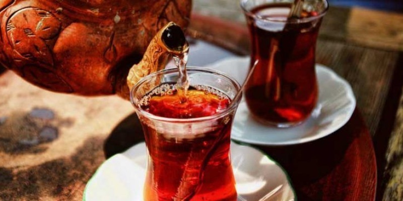 Sevilen İçecek Çayın Tarihi; Çay Nasıl Ortaya Çıktı?