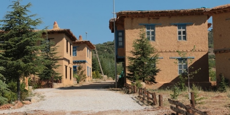 Kerpiç evler ders mekanı oldu